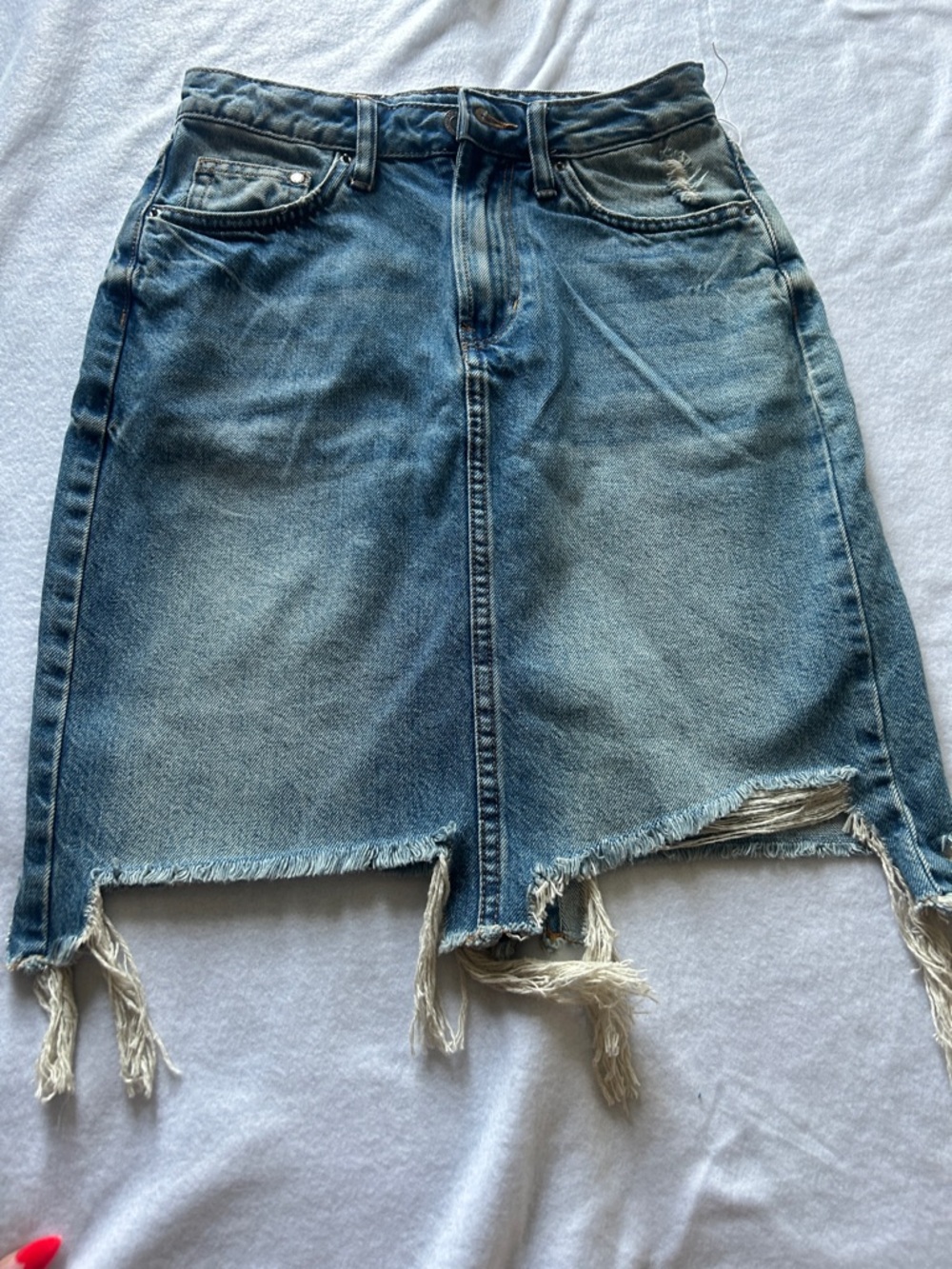 H&M Blue Distressed Denim Pencil Skirt - Picture 6 of 8